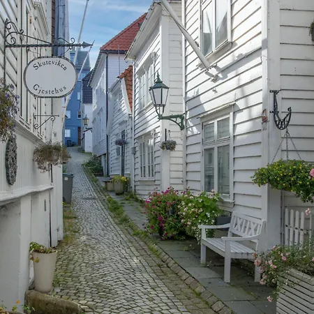 Historic Skuteviken *